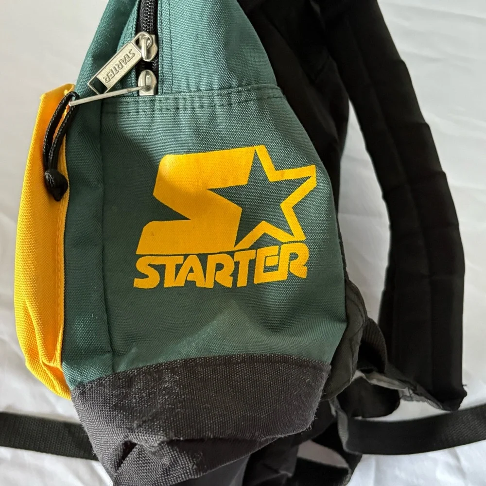 Vintage STARTER Men's Backpack in Green and Yellow